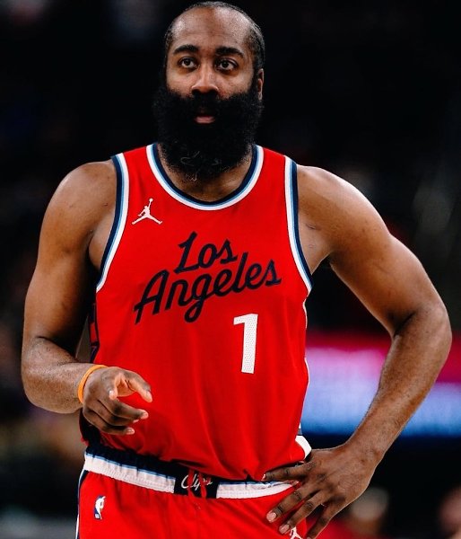 Джеймс Харден в марте: 27.2 PPG 6.0 RPG 9.8 APG 1.4 SPG 44.5 FG% 37.5 3P7% 83.1 FT%