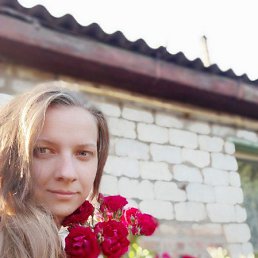 Kate, 29, 