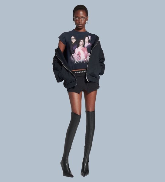 Balenciaga снова в ударе — теперь модно ходить в трусах (и платить за это 37 000 ).Модный дом ... - 2