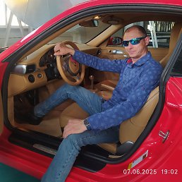 Dj, 41, 