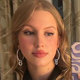 �������, ������������, 32 ����