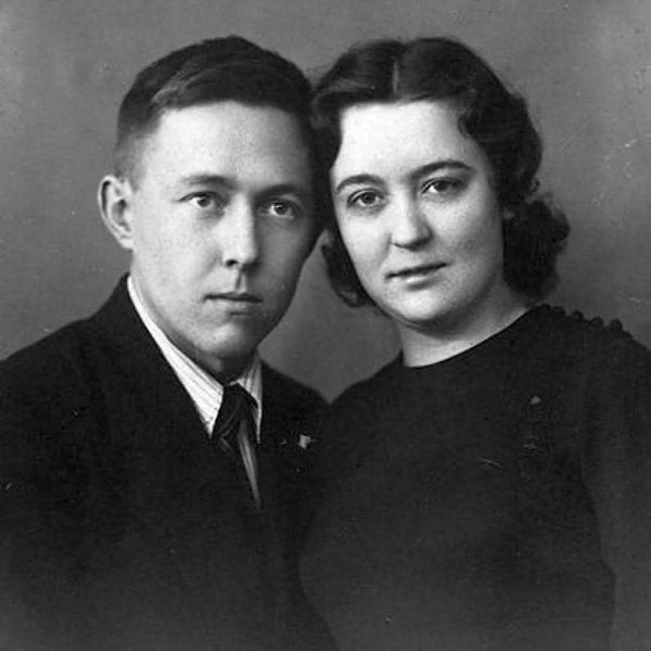 :) "Застала Солженицына с молодой". Тяжкая жизнь Натальи Решетовской........ Скрип кровати ...