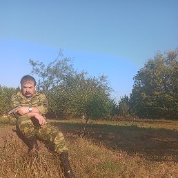 mihail, 55, 