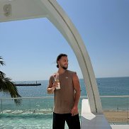 ����������, 34 ����, ������