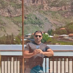 Temo, 45, 
