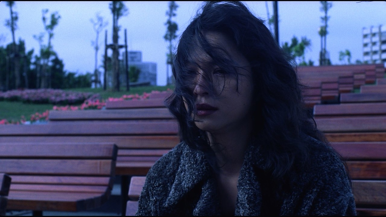 Vive LAmour /   , 1994.Directed by Tsai Ming-liangCinematography by Ming-kuo ... - 9