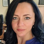 Anna, 40 , 