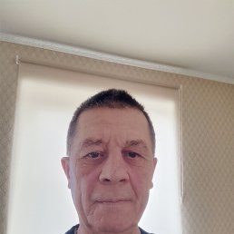 ������, 62 ����, ����