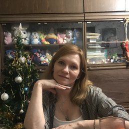 Yulia, 43, 