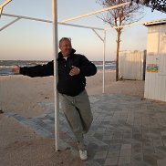 �������, 52 ����, �����������