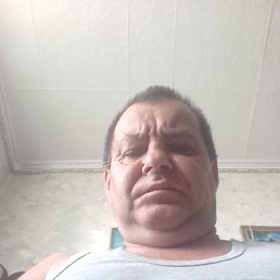 Igor, 48, 