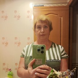 Nadezhda, 65, 