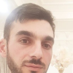 Davo, 29, 