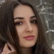 Amina, 18 , 