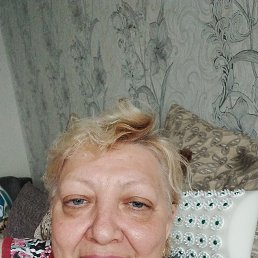 Ludmila, 60,  