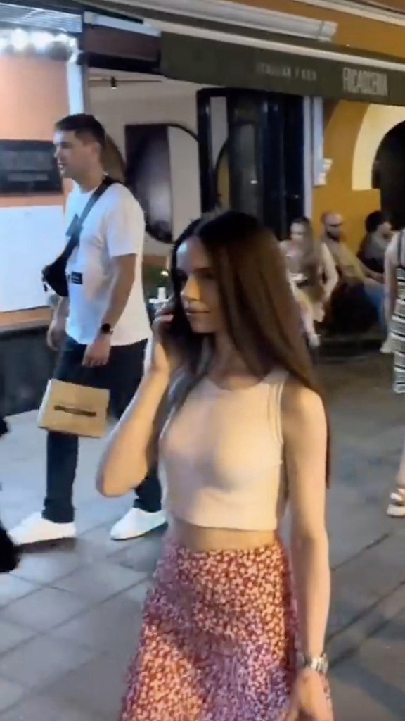       ,    .    ...