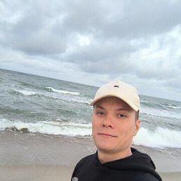 Artem, 25, 