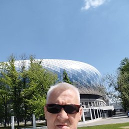 ������, ������, 44 ����