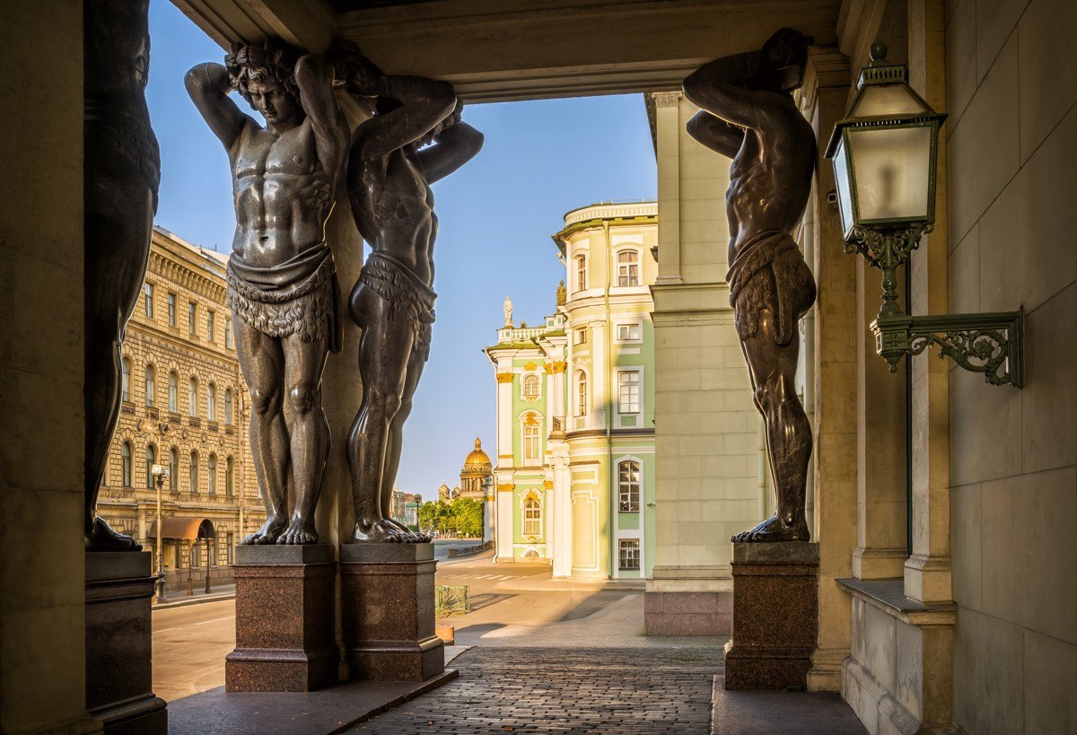 Если на вас все держится, вас будут обвинять. Критиковать. Спорить с вами. Требовать. Жаловаться на ...