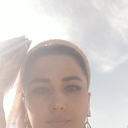 Sahar Safrojoni, 37, 