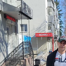 ����, ����, 44 ����