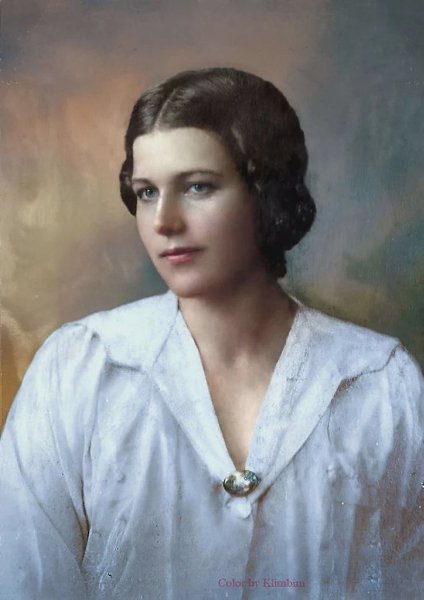 129 лет назад, 13 мая 1895 года, родилась Лариса Рейснер - легендарная революционерка, политработник ...