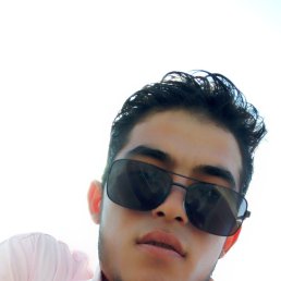 Artur, 21, 
