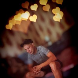 ������, ������, 33 ����