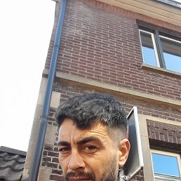 Lucian, 34, 