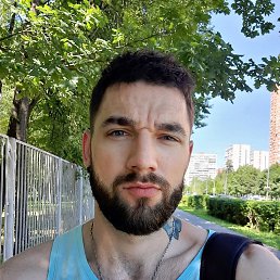 Maxim, 29, 