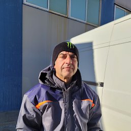 Zak, 35, 