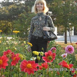 Ludmila, 48, 