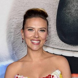 Scarlett Johansson, 40, -
