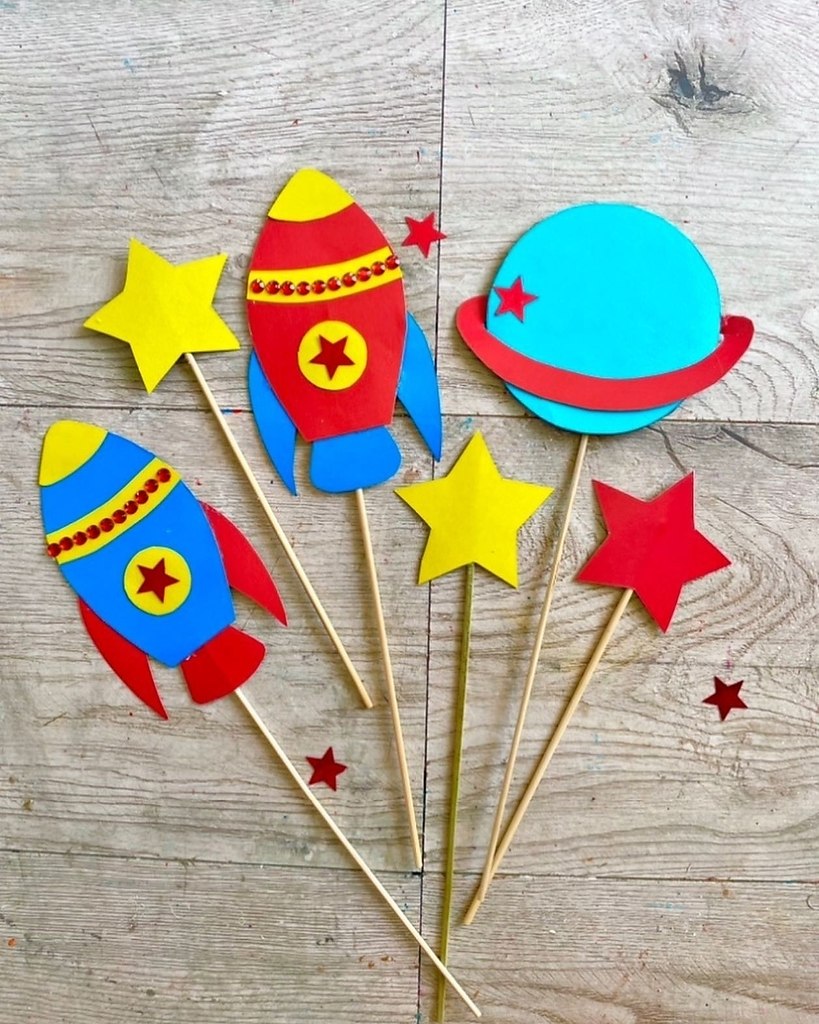 Аппликация, посвящённая космосу