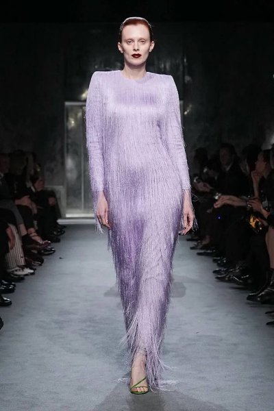 Новая эпоха наступила и в бренде Tom Ford — теперь под руководством Хайдера Акерманна. Обычно крайне ...