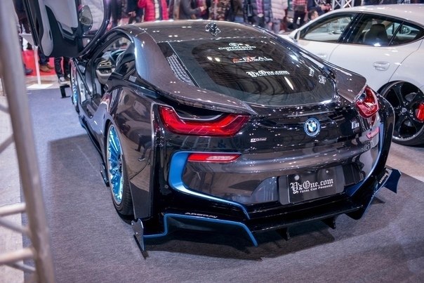 BMW i8 on air - 6