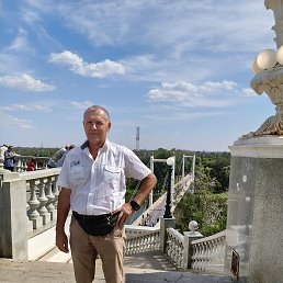 ����, ���������, 63 ����