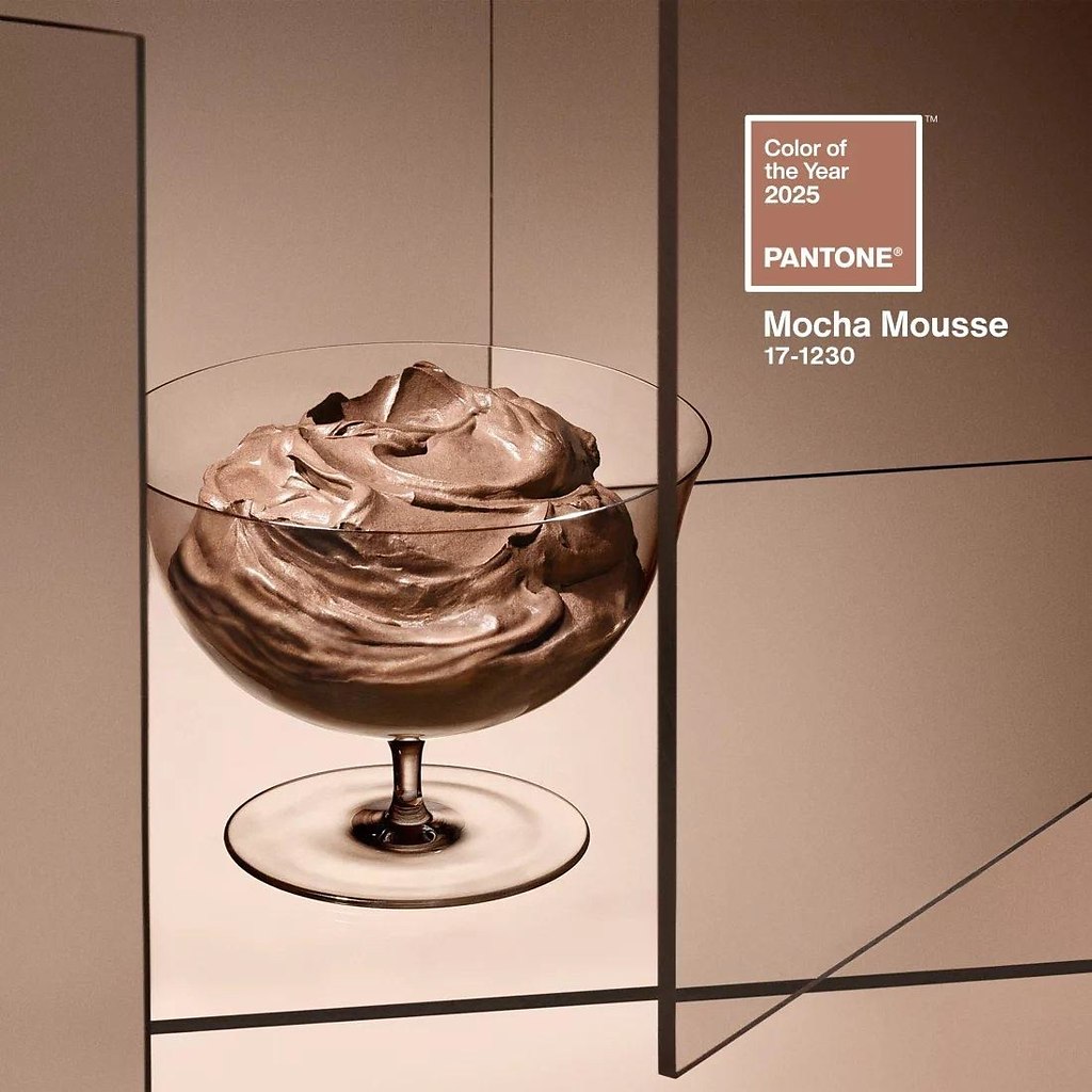   Pantone   2025  Mocha Mousse  - . ...