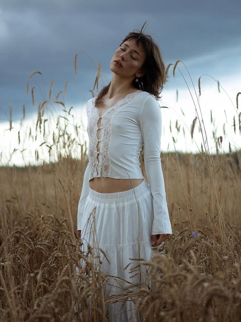 Кира Дюжева приняла участие в новой фотосессии. соцсети биатлонистки - 6