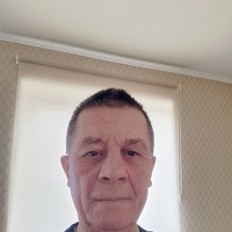 ������, ����, 62 ����