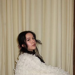 Karina, 28 , 
