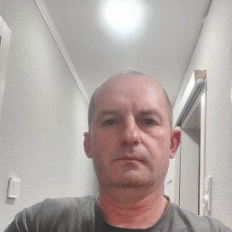  , , 49  -  8  2025