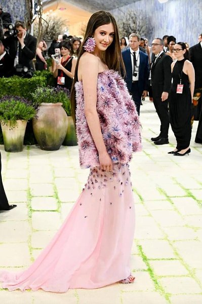 ������� � ������ ������ �������� ������� Met Gala ���� �������. �������� �� ����������� ���������� ...