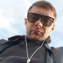 Igor, , 32 