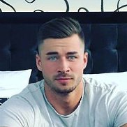 Leon, 42 ����, ������