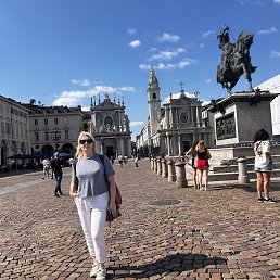 �����, 42 ����, ������������