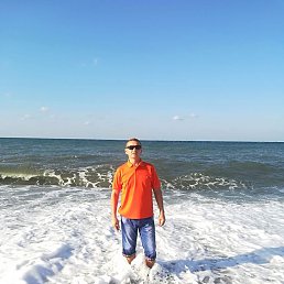 Vladimir, 44, 