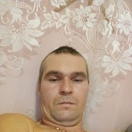 Олег, 35, Геническ