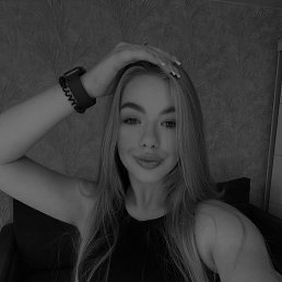 Veronika Veronikova, 38 , 