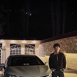 Jalolov, 21, 